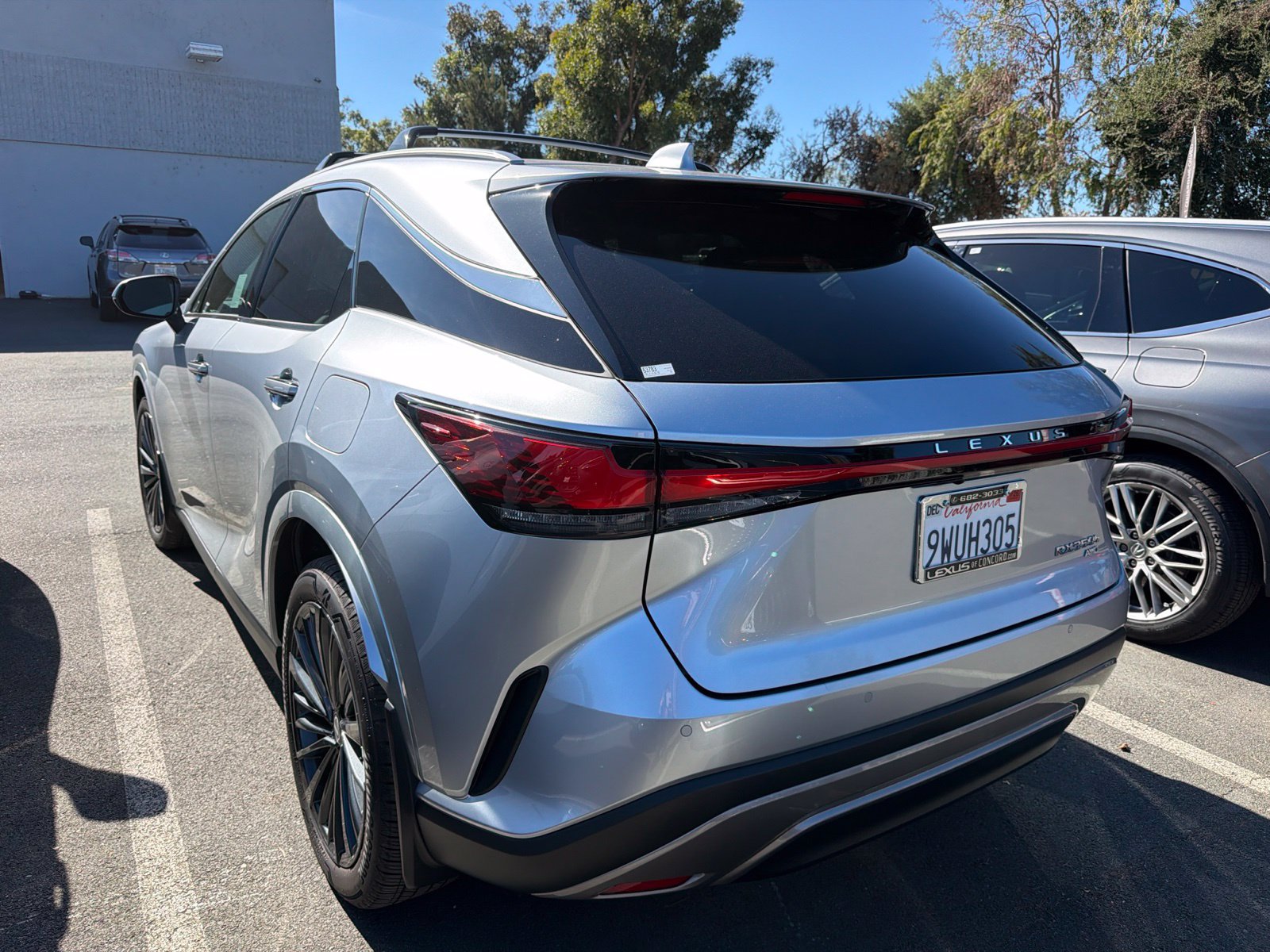 Used 2026 Lexus RX 350h w/ Convenience Package AWD/4WD image 4