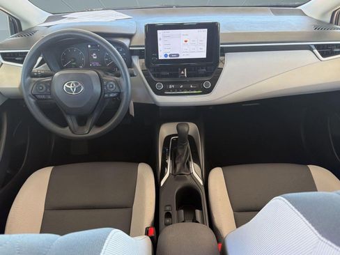Used 2025 Toyota Corolla LE image 13