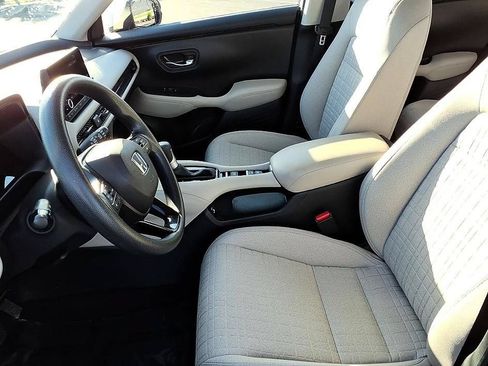 Used 2023 Honda HR-V LX image 14