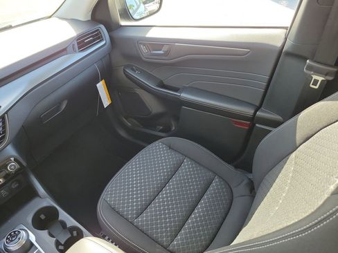 New 2026 Ford Escape Active w/ Tech Pack #1 FWD image 17