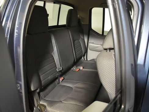 Used 2017 Nissan Frontier Desert Runner RWD image 26