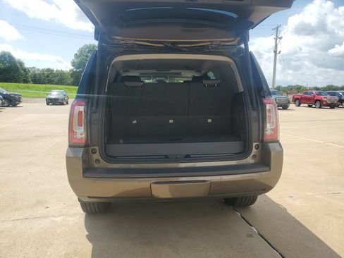 Used 2016 GMC Yukon SLT AWD/4WD image 33