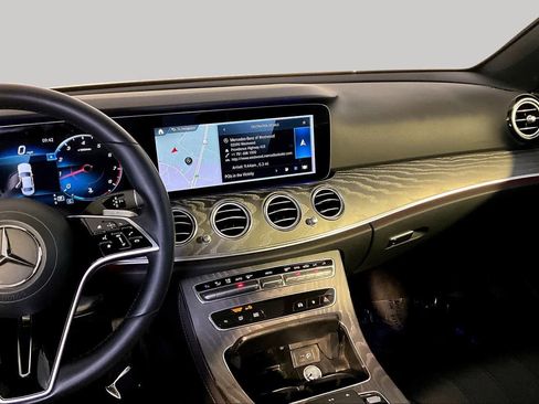 Certified 2021 Mercedes-Benz E 350 4MATIC Sedan image 7