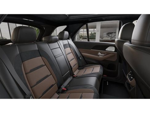 Used 2025 Mercedes-Benz GLE 63 AMG S image 5