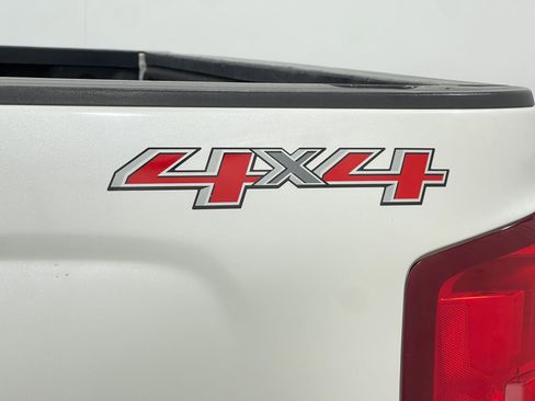 Used 2016 Chevrolet Silverado 1500 High Country w/ High Country Premium Package AWD/4WD image 41