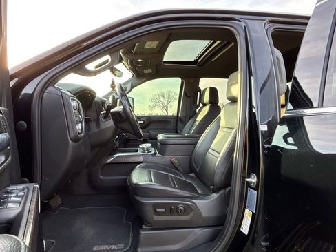 Used 2021 GMC Sierra 3500 Denali w/ Denali Ultimate Package image 10