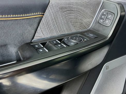 Used 2024 Ford F250 Platinum AWD/4WD image 25