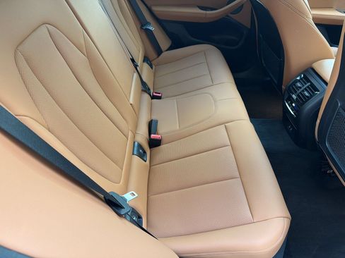 Used 2024 BMW X4 M40i AWD/4WD image 35