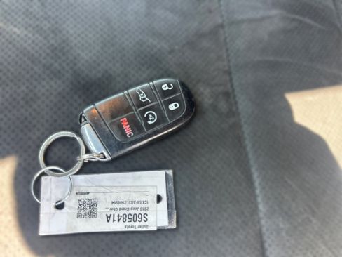 Used 2019 Jeep Grand Cherokee Altitude AWD/4WD image 34