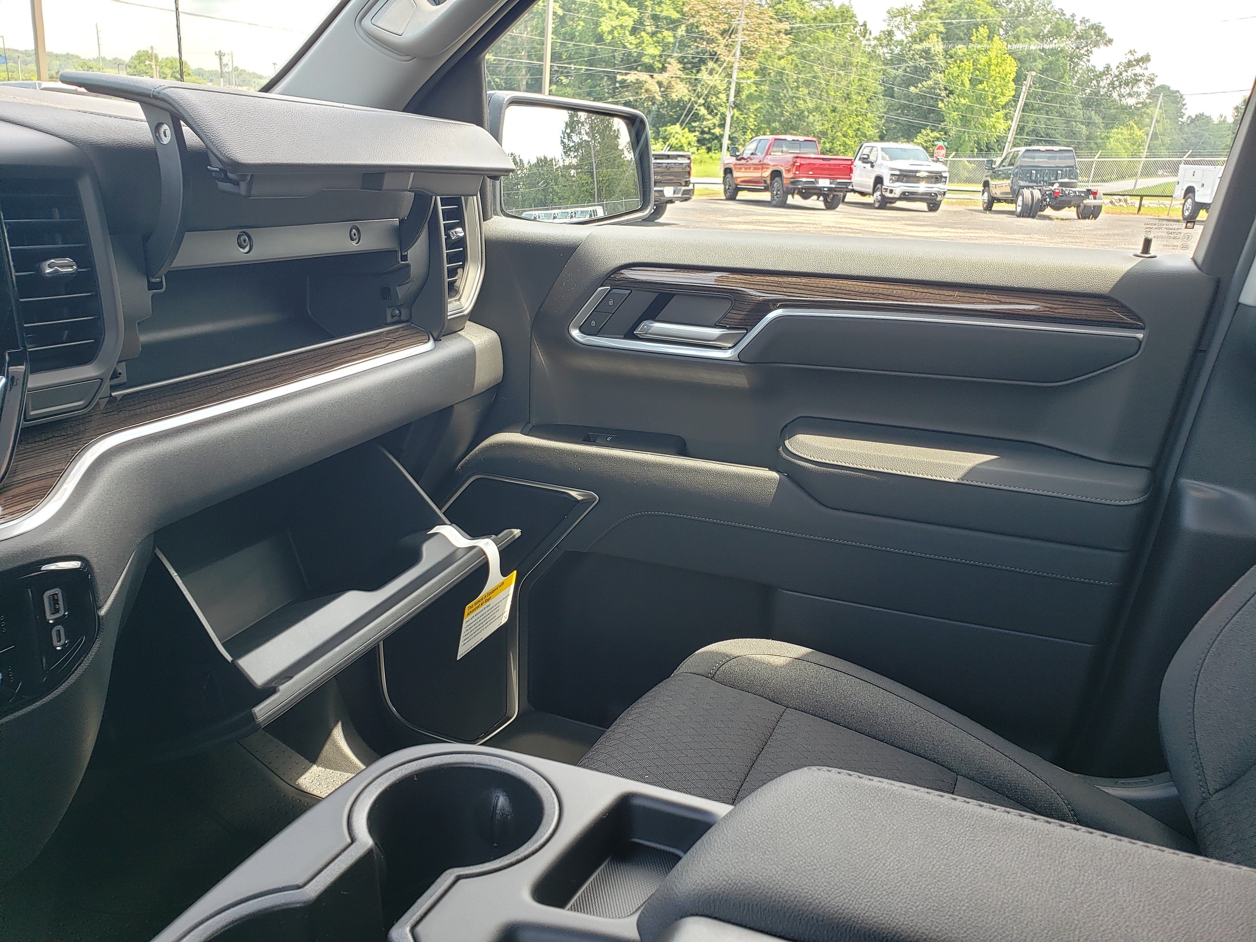 New 2026 Chevrolet Silverado 1500 RST w/ RST Select Package AWD/4WD image 23