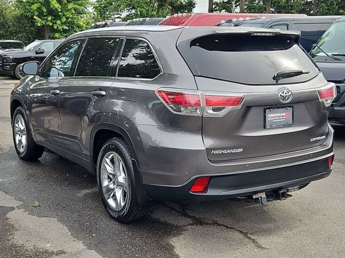 Used 2014 Toyota Highlander Limited Platinum AWD/4WD image 5