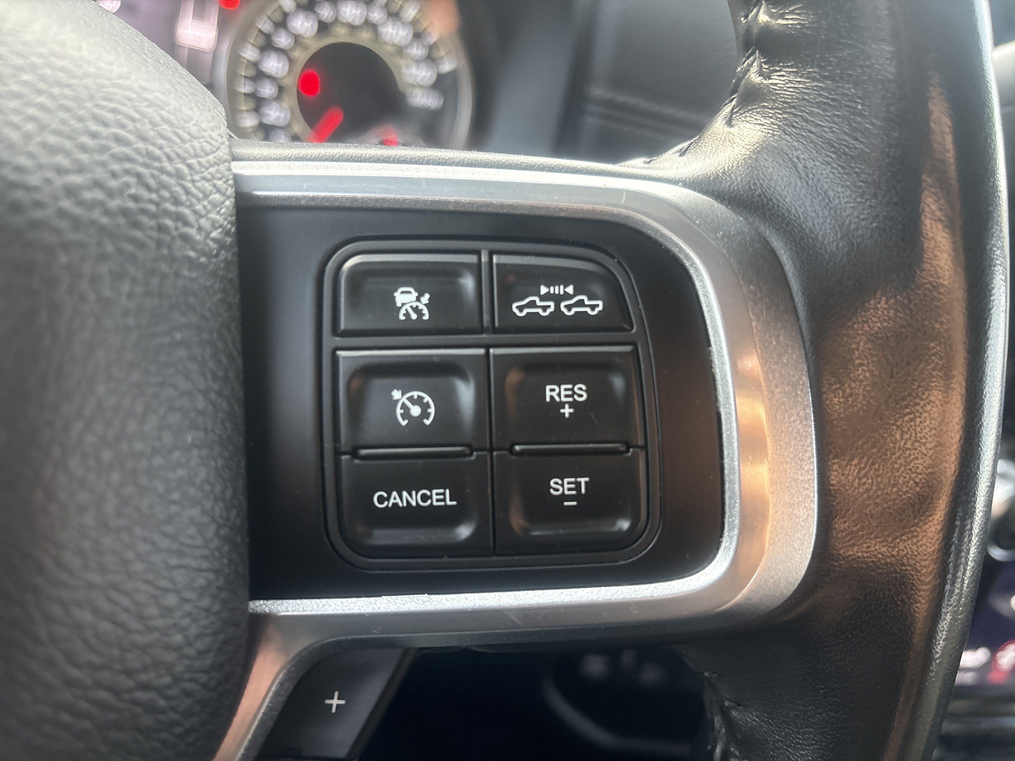 Used 2020 RAM 2500 Laramie w/ Night Edition AWD/4WD image 19