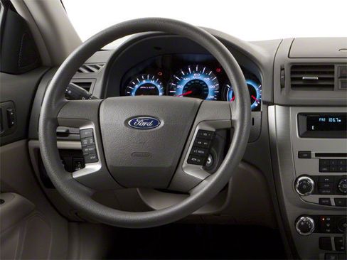 Used 2010 Ford Fusion SE FWD image 7