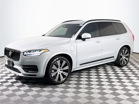 Used 2024 Volvo XC90 T8 Ultimate w/ Protection Package Premier image 4