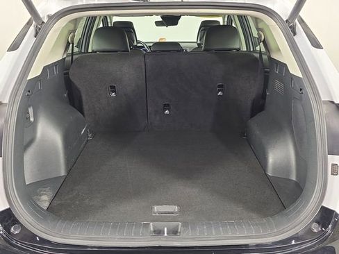 Used 2023 Kia Sportage SX FWD image 41