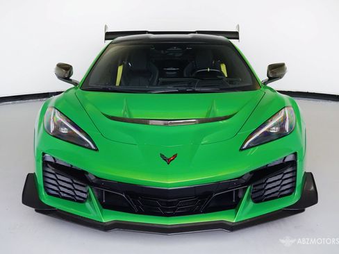 Used 2027 Chevrolet Corvette ZR1X AWD/4WD image 3