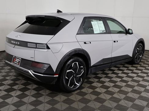 Used 2023 Hyundai Ioniq 5 SEL w/ Cargo Package image 10