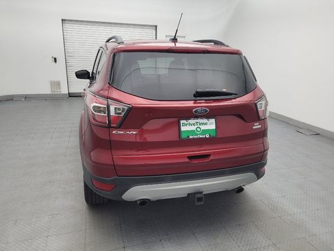 Used 2017 Ford Escape SE w/ Equipment Group 201A FWD image 6
