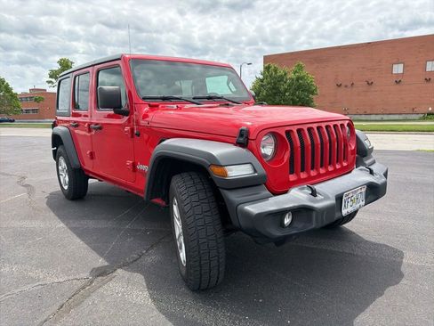 Used 2018 Jeep Wrangler Unlimited Sport S AWD/4WD image 2