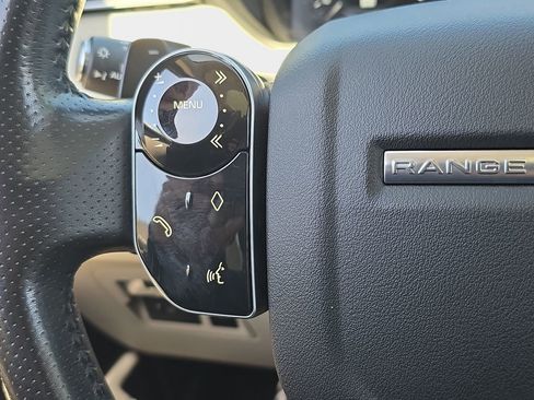 Used 2019 Land Rover Range Rover Velar S AWD/4WD image 20