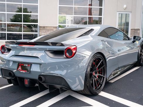 Used 2016 Ferrari 488 GTB RWD image 13