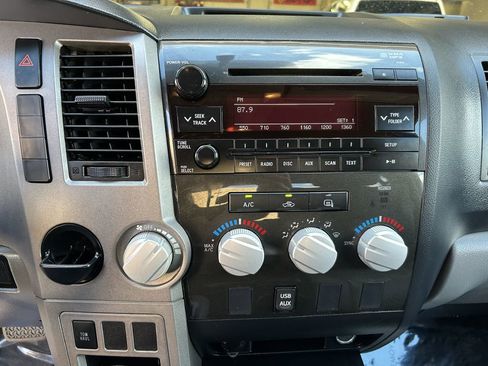 Used 2012 Toyota Tundra RWD image 12