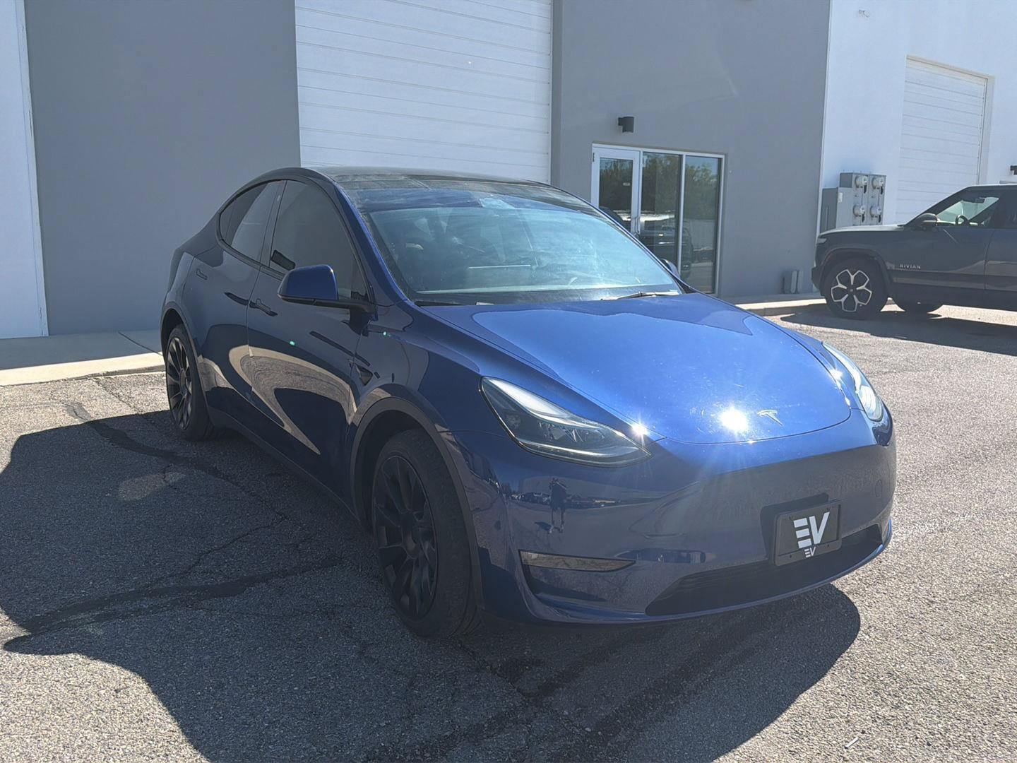 Used 2023 Tesla Model Y Long Range AWD/4WD image 8