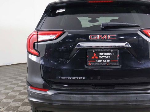 Used 2022 GMC Terrain SLE w/ Driver Convenience Package AWD/4WD image 16