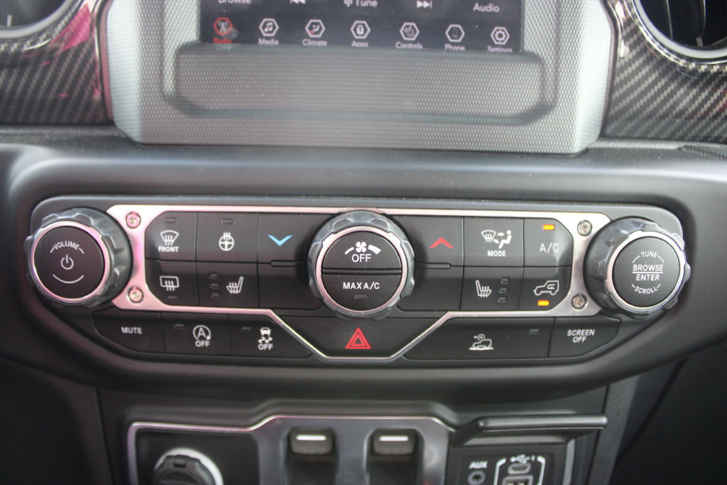 Used 2022 Jeep Wrangler Sport AWD/4WD image 32