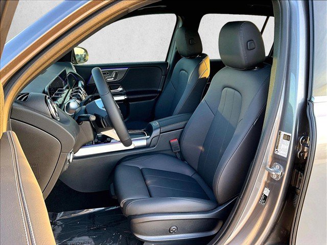 Used 2026 Mercedes-Benz GLB 250 4MATIC image 27