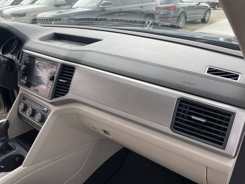 Used 2019 Volkswagen Atlas SE FWD image 36