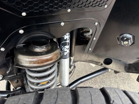 Used 2019 Jeep Wrangler Unlimited Rubicon AWD/4WD image 3