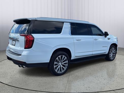 Used 2021 GMC Yukon XL Denali AWD/4WD image 5