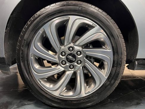 Used 2023 Lincoln Navigator Reserve image 34