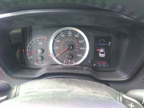 Used 2022 Toyota Corolla SE image 8