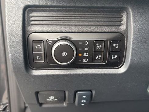 New 2026 Ford F350 Lariat w/ Chrome Package image 25