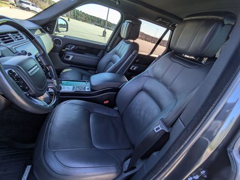 Used 2019 Land Rover Range Rover Supercharged image 19