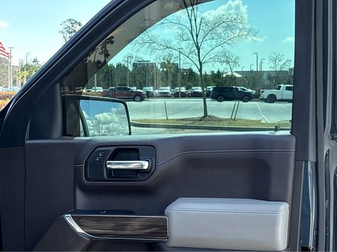 Used 2019 Chevrolet Silverado 1500 LT w/ All-Star Edition image 11