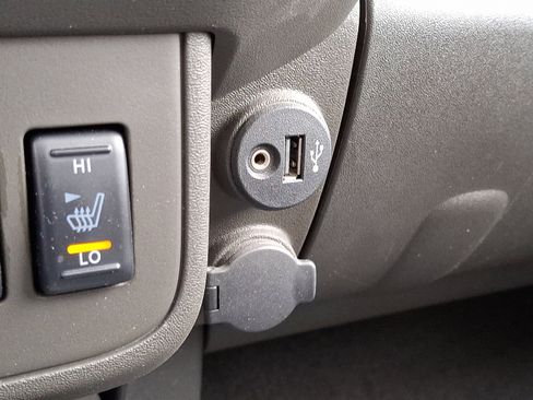 Used 2019 Nissan Frontier PRO-4X w/ Pro-4x Luxury Package image 31