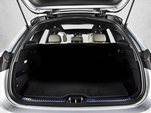 New 2027 Mercedes-Benz GLC 350e 4MATIC image 6
