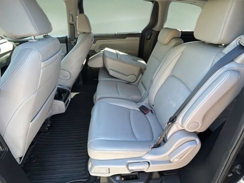 Used 2023 Honda Odyssey Touring image 20