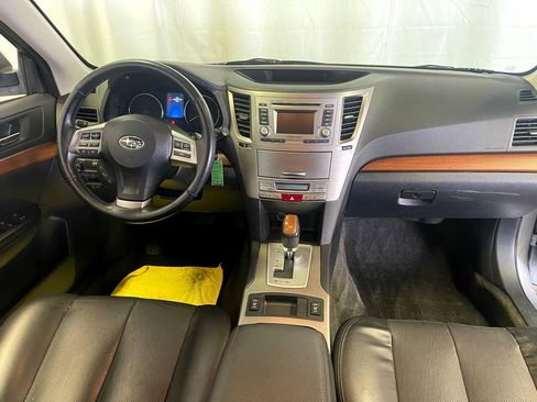 Used 2014 Subaru Outback 2.5i Limited image 17