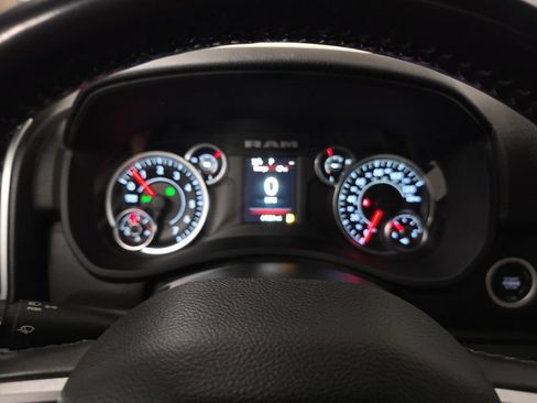 Used 2019 RAM 2500 Big Horn AWD/4WD image 17