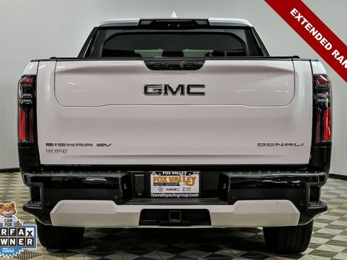 Used 2025 GMC Sierra EV Denali AWD/4WD image 5