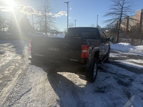 Used 2017 GMC Sierra 3500 Denali w/ Snow Plow Prep Package image 10