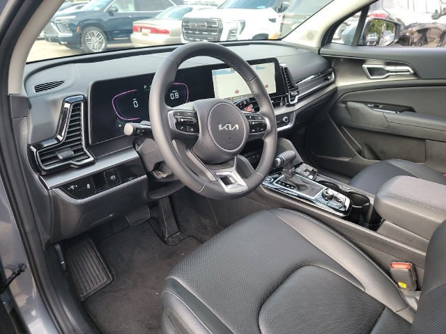 Used 2025 Kia Sportage EX AWD/4WD image 9