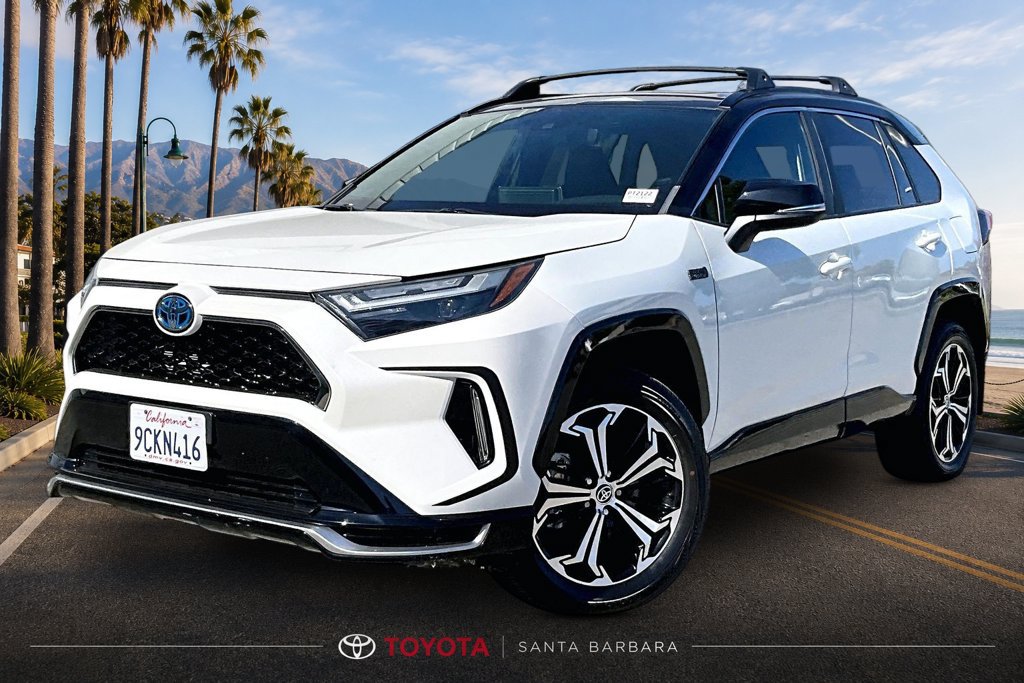 Used 2022 Toyota RAV4 XSE w/ Weather Package AWD/4WD image 3