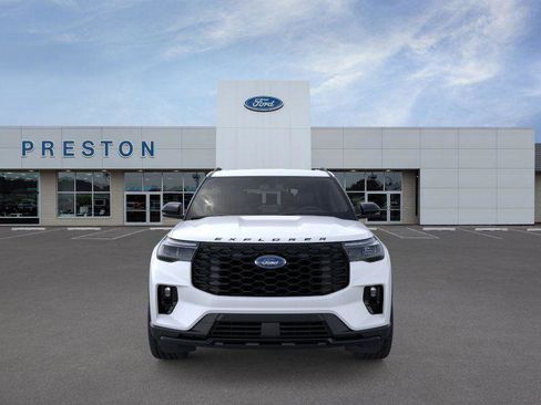 New 2026 Ford Explorer ST-Line w/ ST-Line Street Pack image 6