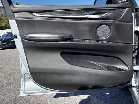 Used 2017 BMW X5 M image 50