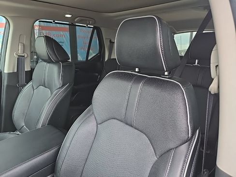 Used 2024 Honda Pilot Elite image 33